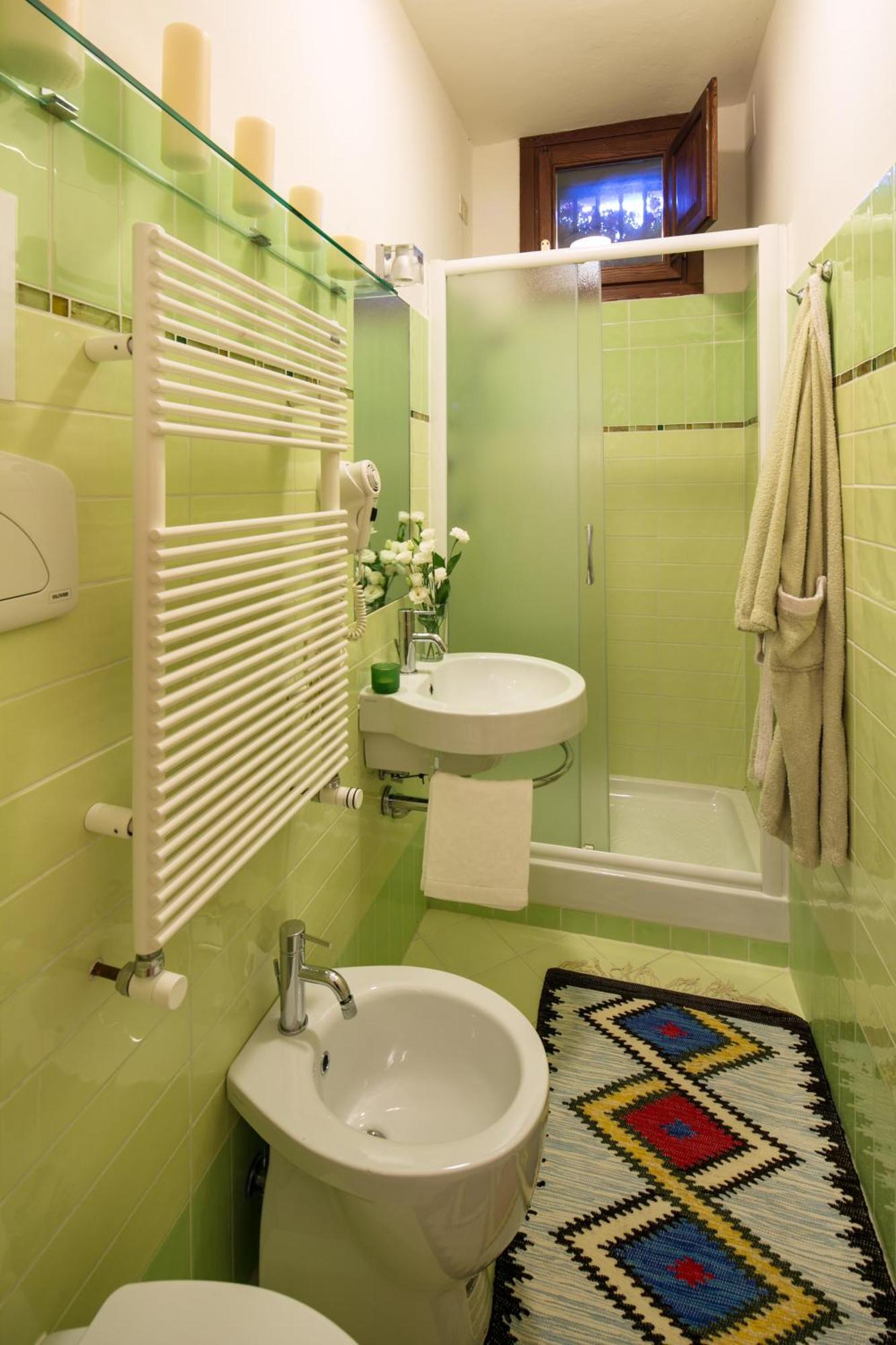 Residence Menotre Rasiglia Phòng bức ảnh